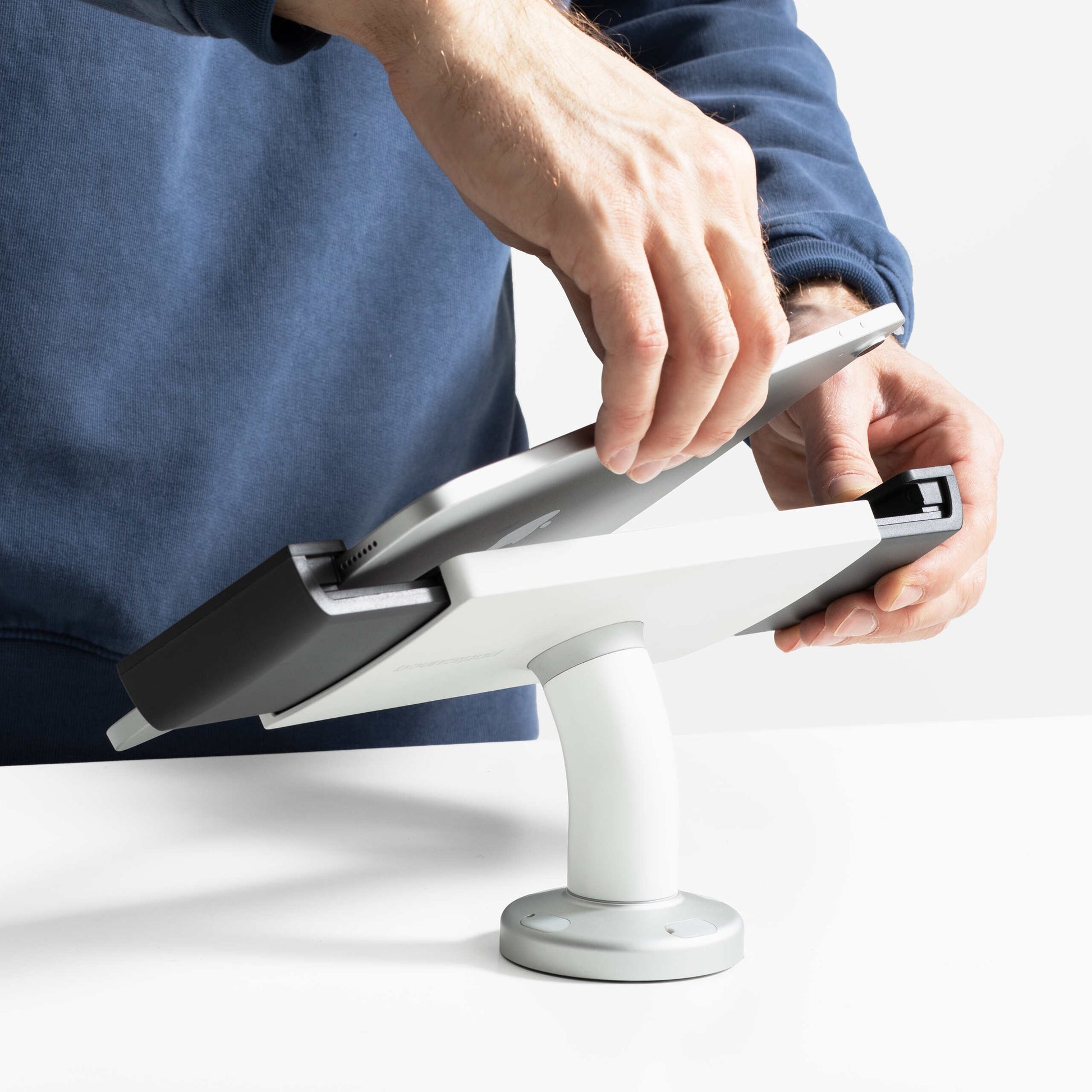 Bouncepad Clip Swivel bureaubevestiging voor tablet in wit