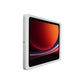 Displine Companion Wall 2.0 wandhouder voor Samsung Galaxy Tab voor Samsung Galaxy TAB A9 en TAB A11, in wit, zijaanzicht, met geïnstalleerde tablet