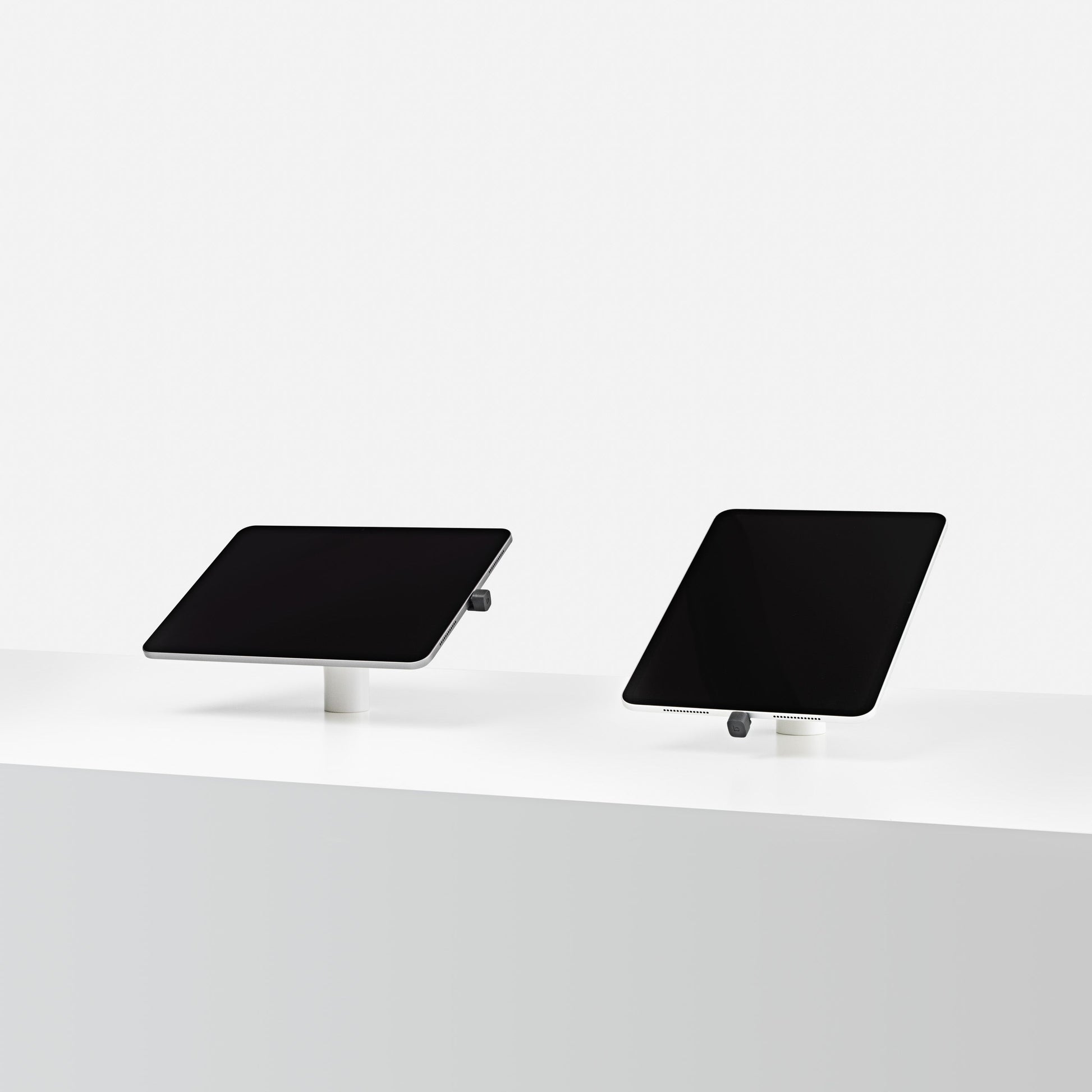 Bouncepad Core Desk tablet-bureauhouder in wit
