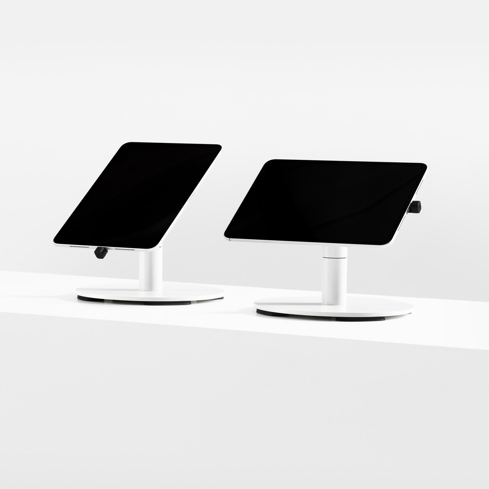 Bouncepad Core Counter Twist-Mini tablethouder in wit, in portret- en landschapsstand