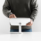 Bouncepad Original Twist-Mini tablet bureausteun in wit, in gebruik getoond